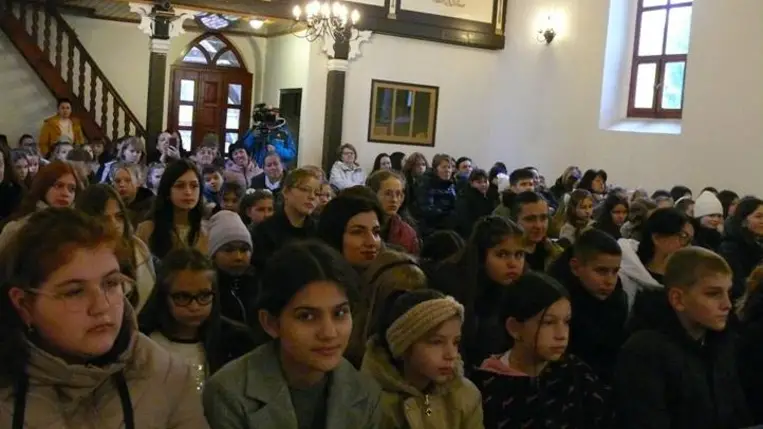 A Kárpátaljai Református Egyházkerület ének- és szavalóversenye Nagyberegen - Közel 250 résztvevő dicsérte együtt az Urat. Fotó: Kárpátinfó/ Marton Erzsébet