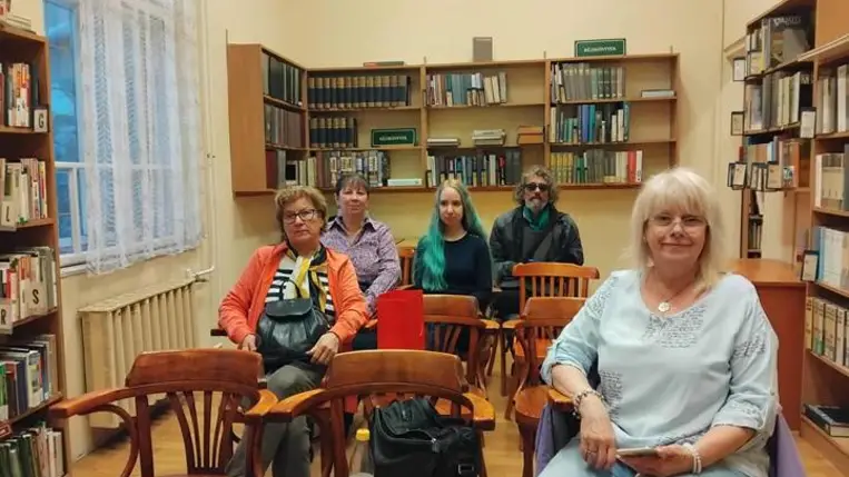 Újra kinyitott a Mitracsek Presszó! - Egy világpolgár vallomásai