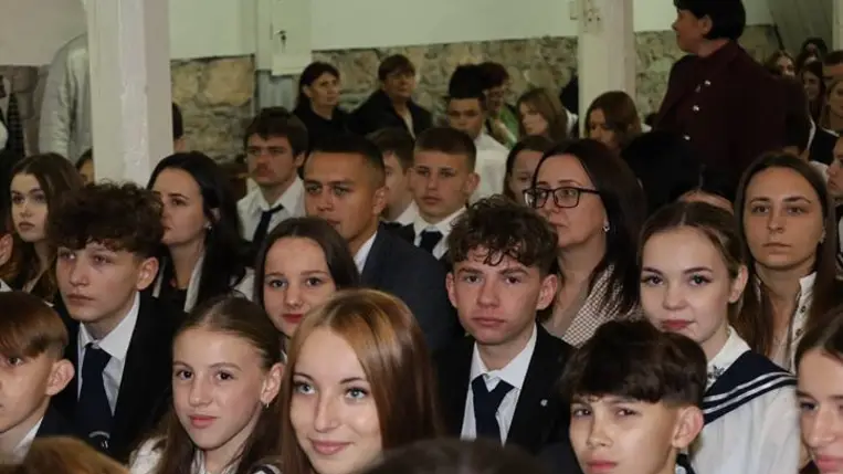 A Kárpátaljai Magyar Líceum központi tanévnyitója Visken