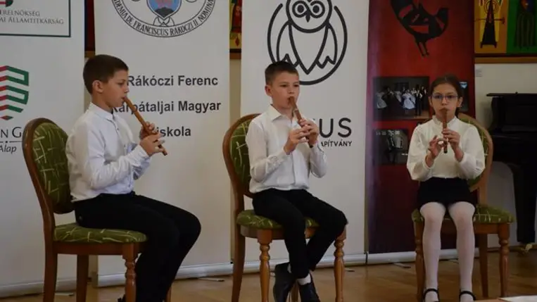 Több mint 600 versenyző, 130 produkció az idei kárpátaljai népzenei és néptánc tehetségkutatón - Ismét „Szól a fülemüle” Fotó: Kárpátinfó/ Kovács Erzsébet