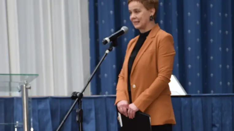 Vers a tér(b)en. Villámcsődület a Rákóczi Főiskolán több mint 600 résztvevővel - Temetők helyett életet. Fotó: Kárpátinfó/ Kovács Elemér