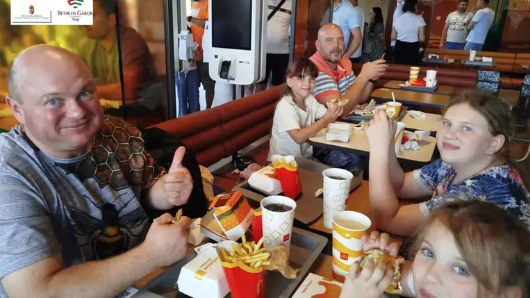 Apa-lányai kirándulás a nagycsaládosoknál