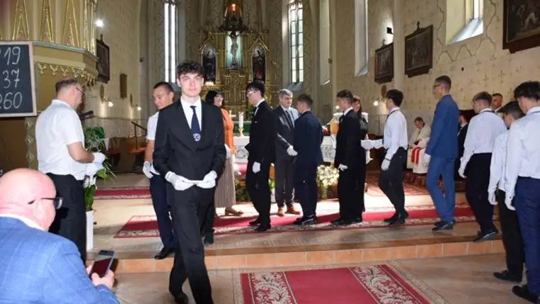 Tanévnyitó a Felsőfokú Szakképzési Intézetben - Iskola – oltár és műhely. Fotó: Kárpátinfó/ Kovács Elemér