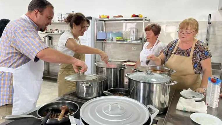 A Pro Agricultura Carpatika nyolcadik gasztroműhelye Nagydobronyban - Pucuhaluska, szilvás- és húsosgombóc meg rongyosleves