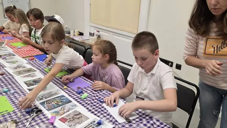 Középpontban a magyar nyelv és a magyar kultúra  - Identitáserősítés közösségépítéssel