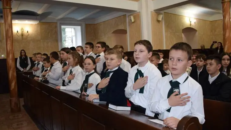 Harmincéves a Nagydobronyi Református Líceum - Hit, áldozatkészség, kitartás. Fotó: Kárpátinfó/ Marton Erzsébet