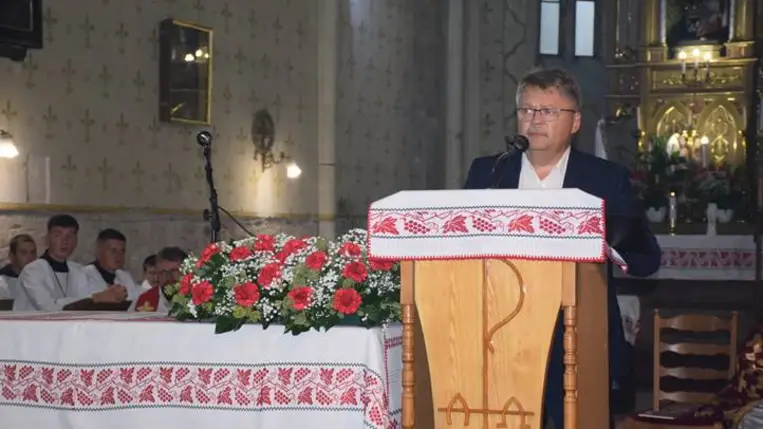 Templombúcsú Beregszászon - A kereszt, megváltásunk jelképe. Fotó: Kárpátinfó/ Kovács Elemér