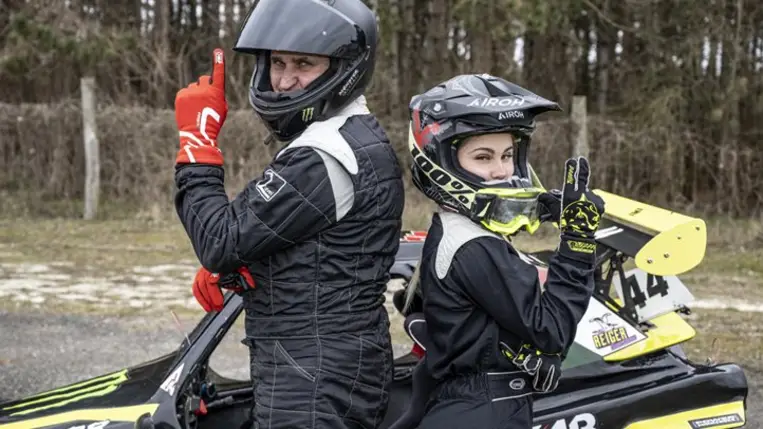 Mihalik Mira és az Autósport! Fotó: Mihalik Mira Acrhív - RudyFotó - Hajóka SportFotó