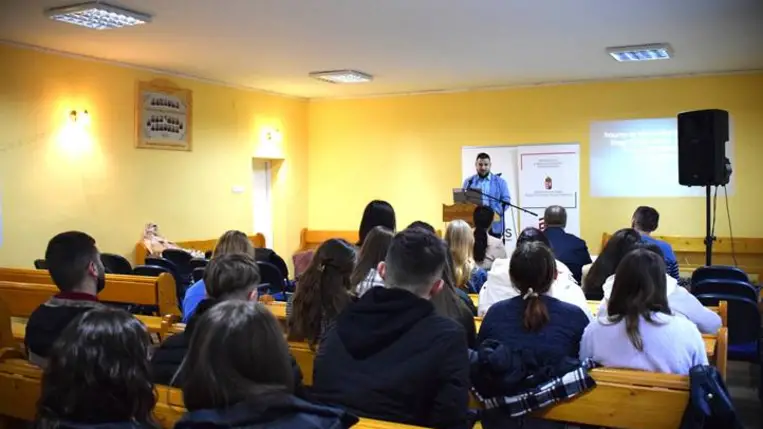 Összekötni a tudást és a közösséget – kezdetét vette a XIV. Kárpátaljai Vándoregyetem