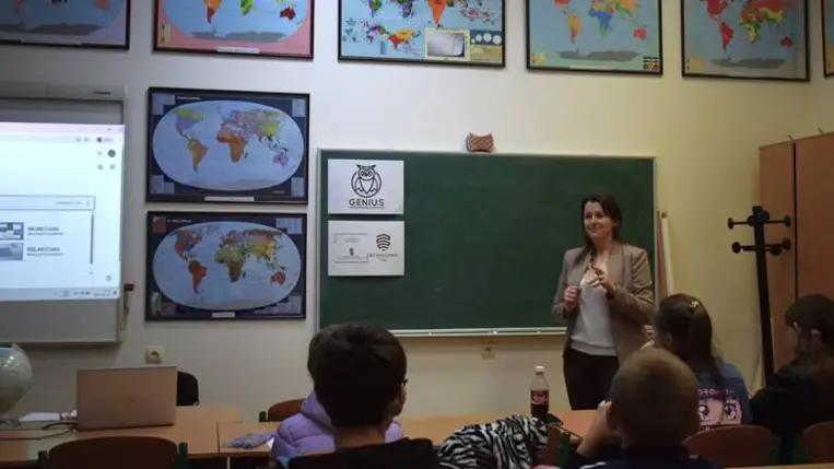 Tovább zajlanak a természettudományos tehetséggondozó programok a „GENIUS” Alapítványnál