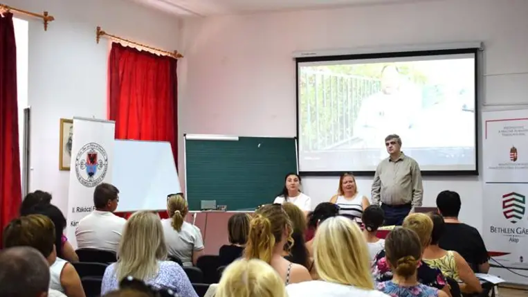 Kótyuk István nyelvi akadálymentesítő tanfolyamok indulnak a Rákóczi-főiskolán