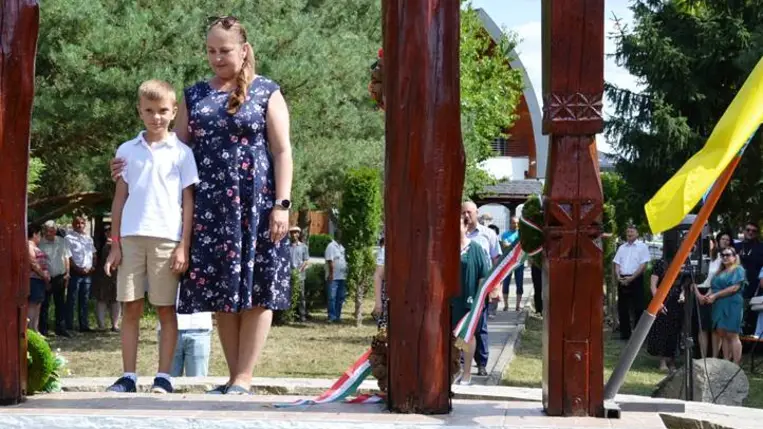Nemzetalapításunkat ünnepelte Tiszacsomán a kárpátaljai magyarság - Vagyunk, akik voltunk, és leszünk, akik vagyunk!