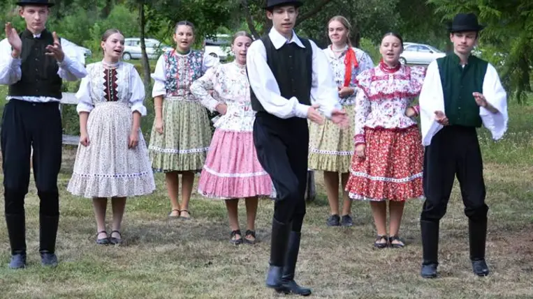 Nemzetalapításunkat ünnepelte Tiszacsomán a kárpátaljai magyarság - Vagyunk, akik voltunk, és leszünk, akik vagyunk!