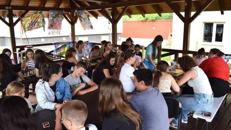 Tiszapéterfalván kezdetét vette a XV. Jankovics Mária Alkotótábor II. turnusa