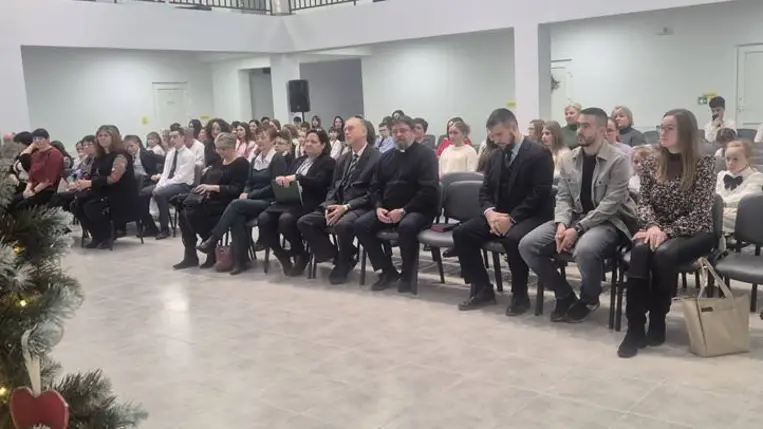 Adventi szavalóverseny a Beregszászi Bethlen Líceumban - Hit, remény, szeretet
