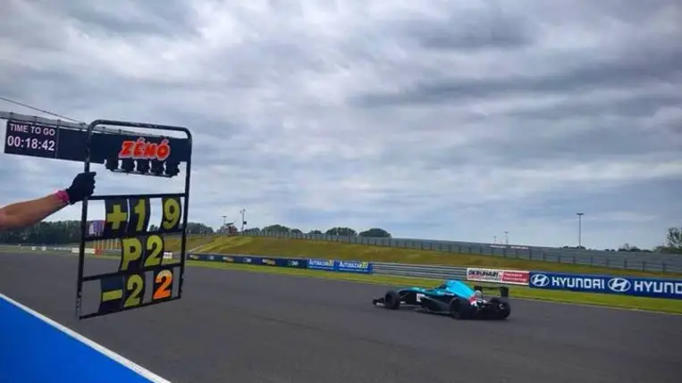 Első versenyem a Kermor Motorsportnál. Fotó: Kermor Motorsport