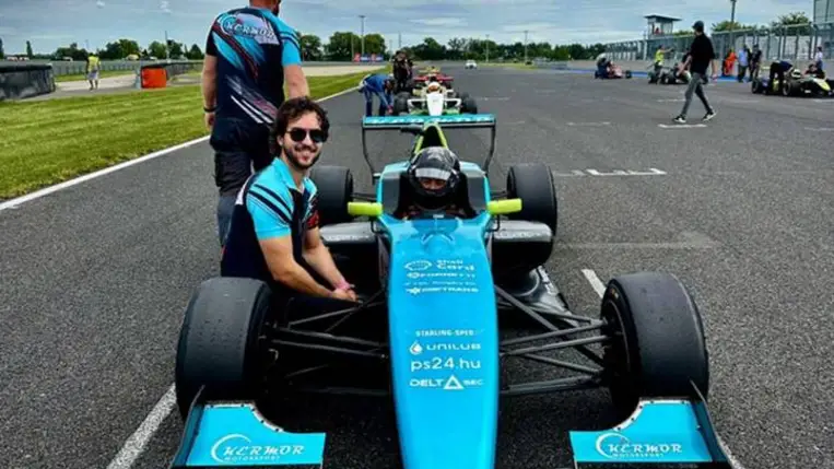 Első versenyem a Kermor Motorsportnál. Fotó: Kermor Motorsport