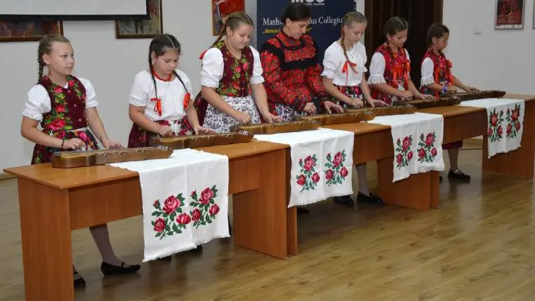 Oklevélátadással zárult a Kárpátaljai Nyári Kölcsey Pedagógusakadémia - Új ismeretek szerzése és tapasztalatcsere