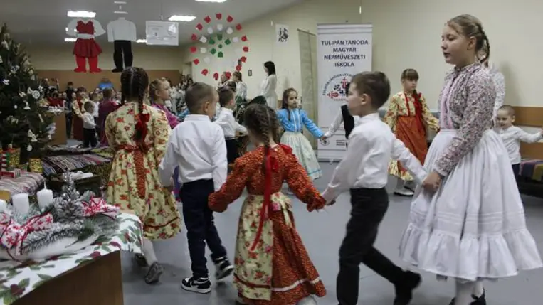 Karácsonyi koncertek a Tulipán Tanoda alapfokú művészeti iskoláiban