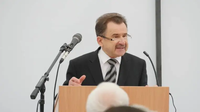 Hálaadó ünnepség a sportpálya átadása alkalmából a Glória Ifjúsági és Missziós Központban