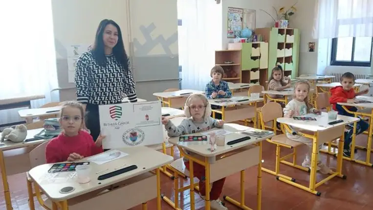 Zajlanak a tanfolyamok Kárpátalja 52 helyszínén a Rákóczi Egyetem szervezésében - Nyelvi akadálymentesítés