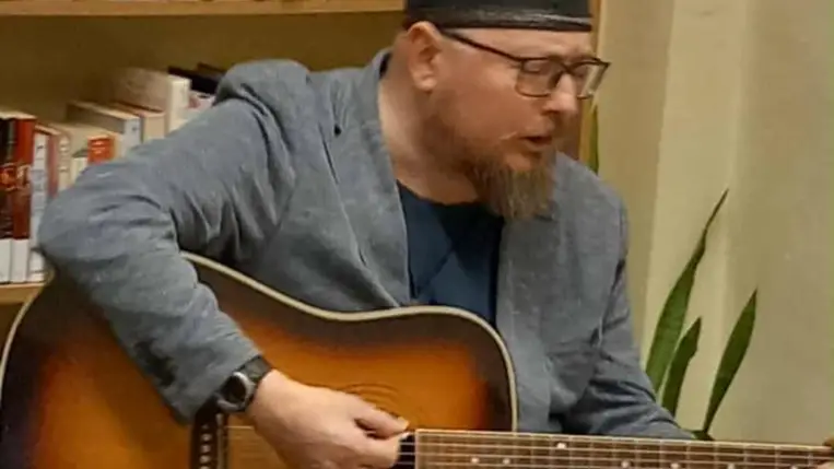 Dr. Zsebők Csaba a Mitracsek Presszóban!