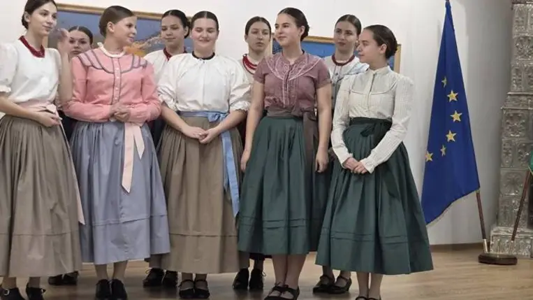 A Rezeda Folkműhely koncertje a Beregszászi Magyar Konzulátuson - Hagyományőrzés, hitelesség, elkötelezettség