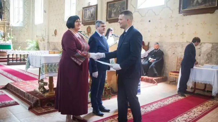 Diplomaátadó a Rákóczi Egyetem Felsőfokú Szakképzési Intézetében - Szakmai tudás, emberség, felelősség és hit. Fotó: Kurmay Anita