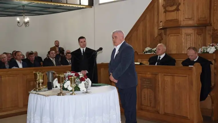 Menyhárt Istvánt iktatták be Dercen lelkipásztorává - Pásztor és nyáj egymásra talált