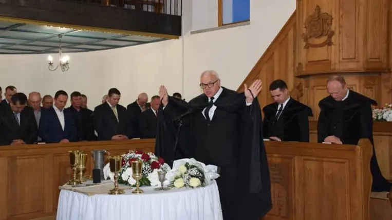 Menyhárt Istvánt iktatták be Dercen lelkipásztorává - Pásztor és nyáj egymásra talált