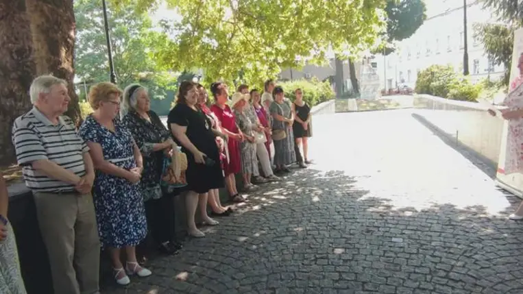 Győrffy Mária előtt tisztelgett a Kárpátaljai Rózsahölgyek Társasága - Rózsába zárt emlékezet