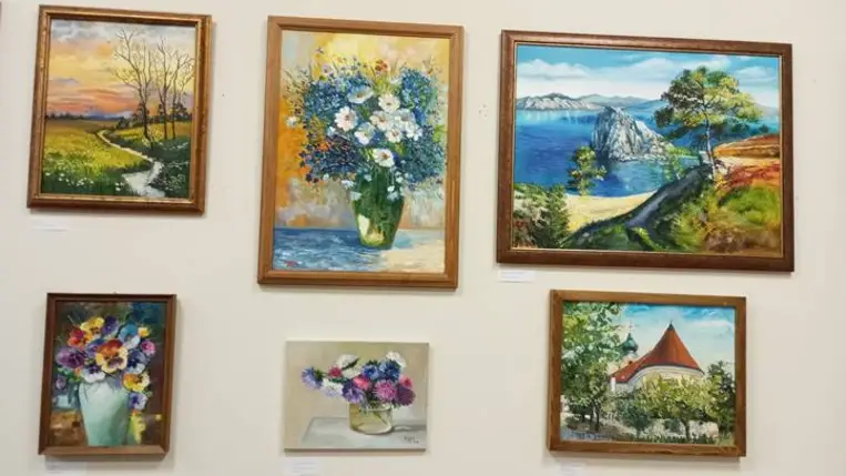 Kovács Éva kiállítása a kisvárdai Kárpátalja Házban - Érzések és hangulatok – a lélek rezdülései