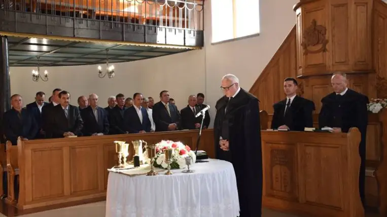 Menyhárt Istvánt iktatták be Dercen lelkipásztorává - Pásztor és nyáj egymásra talált