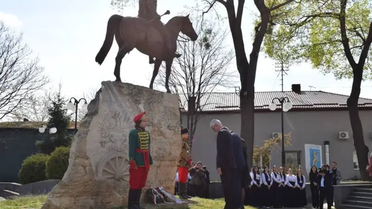 A Rákóczi Egyetem új szimbólumainak avatóünnepségén - Megmaradásunk, a magyar jövő szigete
