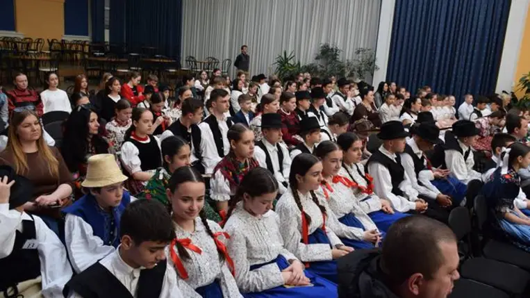 Lezajlott a kárpátaljai népzenei és néptánc tehetségkutató döntője - Tiszta forrásból „szól a fülemüle”