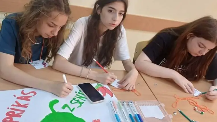 Ismerkedés a magyar kultúrával a KMPSZ Irka Táborában - Visszatanulni a nagyszülők nyelvét