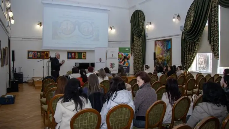 Óvodapedagógusok konferenciája a KMPSZ szervezésében - Képernyőkön innen, meséken túl – útkeresés az óvodai nevelésben