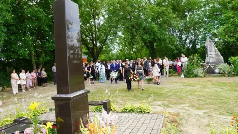 Szülőházán emléktáblát avattak dr. Soós Kálmán tiszteletére - A közösségért végzett munka maradandó