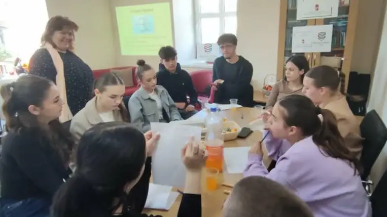 Lezárult a Kárpátaljai Magyar Mentálhigiénés Társaság (KMMT) pszichoedukációs projektje - Kiégés