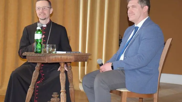 Könyvbemutató a Munkácsy Mihály Magyar Házban - Életem kalandja – Lucsok Péter tanúságtétele