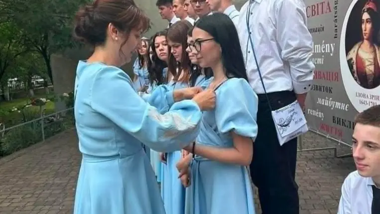 Ballagási ünnepség a Beregszászi Zrínyi Ilona Líceumban - Soha ne adjátok fel a reményt