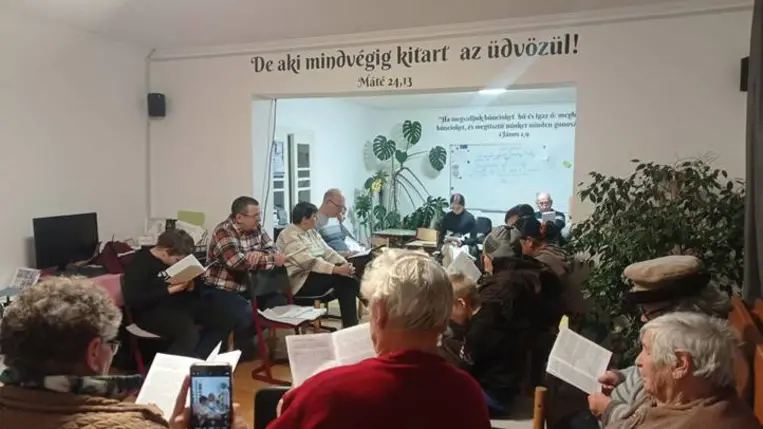 Imahét a Glória Ifjúsági és Missziós Központban - „Íme, kiment a magvető vetni…”