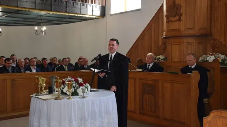 Menyhárt Istvánt iktatták be Dercen lelkipásztorává - Pásztor és nyáj egymásra talált