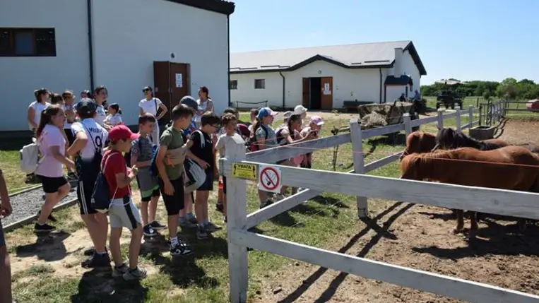 Interaktív lovasbemutató Tiszacsomán - Huszár gyerek, magyar gyerek…