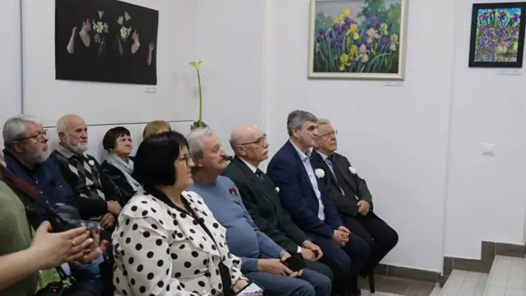 RIT-kiállítás Beregszászban - A tavasz sokszínű arca a Na’Conxypan Galériában