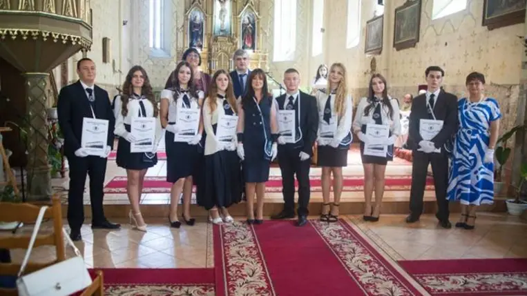 Diplomaátadó a Rákóczi Egyetem Felsőfokú Szakképzési Intézetében - Szakmai tudás, emberség, felelősség és hit. Fotó: Kurmay Anita