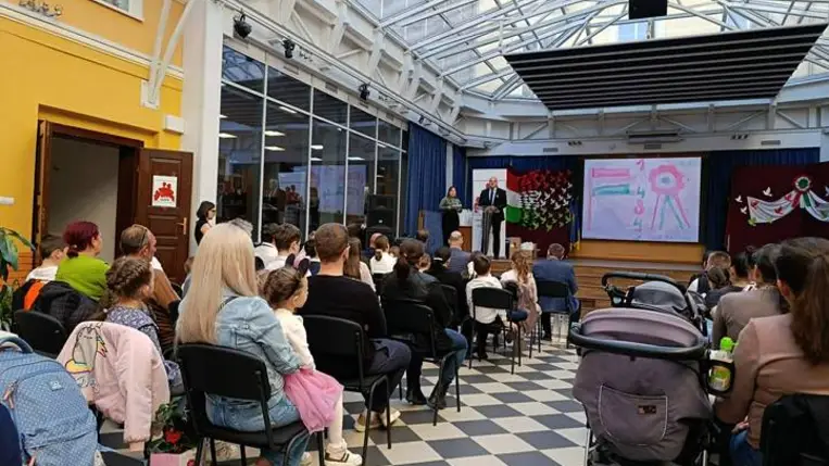 A KMNE alkotói pályázatának díjátadó ünnepségén - Tisztelet a bátraknak