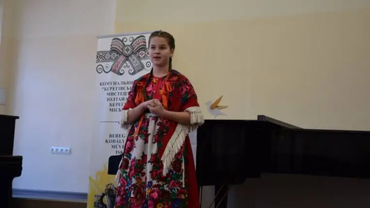 „Pacsirta” magyar népdaléneklési verseny Beregszászban - A dal nemzedékeket és népeket köt össze
