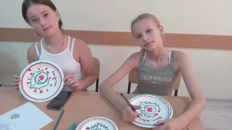 Ismerkedés a magyar kultúrával a KMPSZ Irka Táborában - Visszatanulni a nagyszülők nyelvét