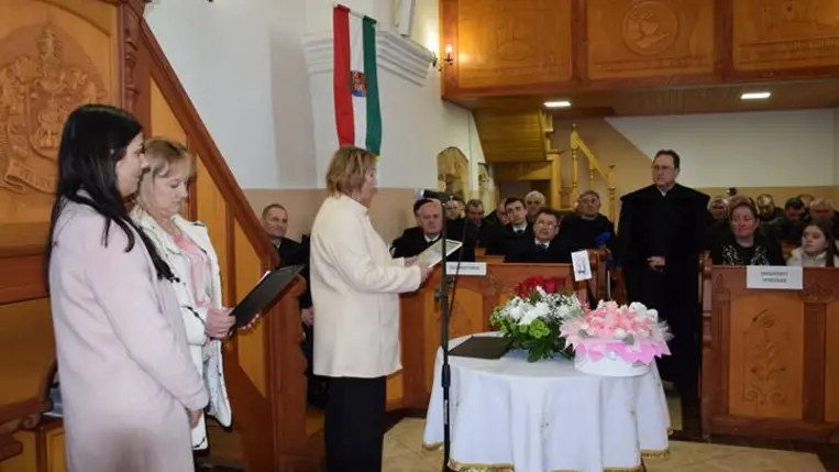 Hálaadás Tiszakeresztúrban húsz év áldásaiért - Hűség, összefogás, jövőépítés